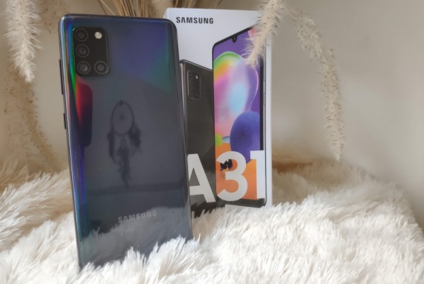 Desain depan dan belakang Samsung Galaxy A31 