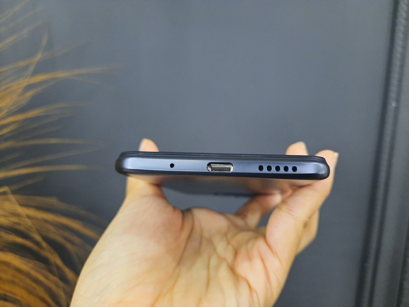Desain dan bodi Xiaomi Redmi 10C