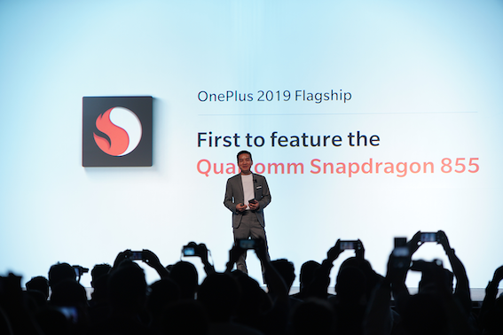 Pendiri dan CEO OnePlus Pete Lau mengumumkan kesiapan vendor asal China tersebut untuk mengadopsi Snapdragon 855.