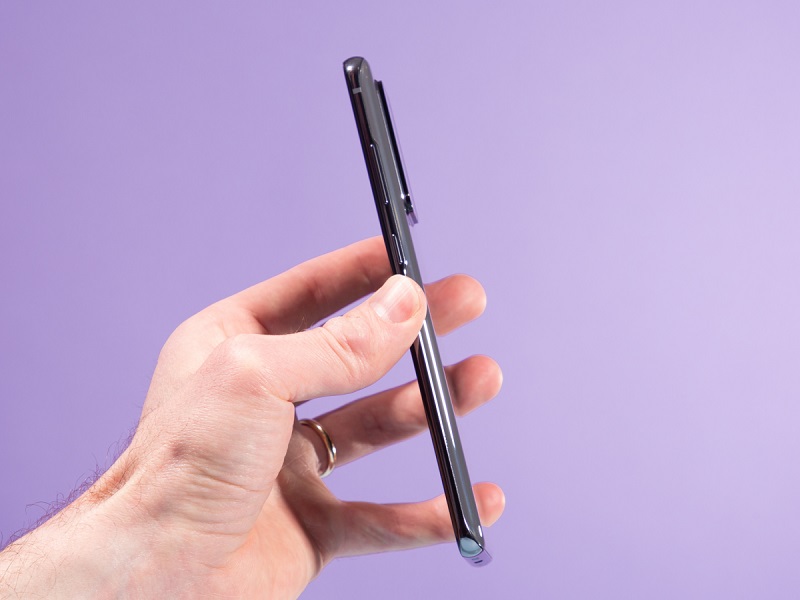 Tampilan tombol samping