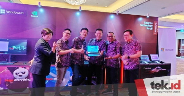 Lenovo Kenalkan Laptop Layar Putar ThinkBook Plus Twist